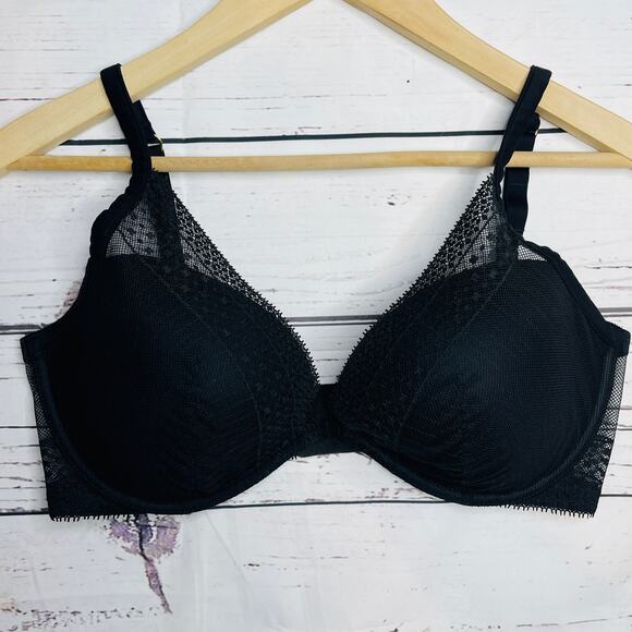 Victoria's Secret Other - Victoria's Secret Black Incredible Plunge Lace Bra